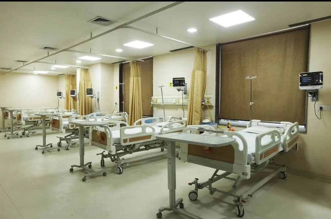 Yatharth Super Speciality Hospital - Noida 110 photo 4